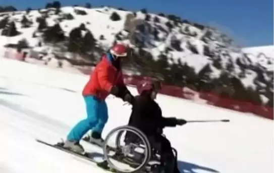 Ayşe Yalçın'dan Kar Üzerinde Kahramanlık