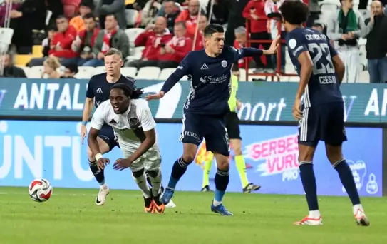 Antalyaspor, Gaziantep'e 4-1 Yenildi