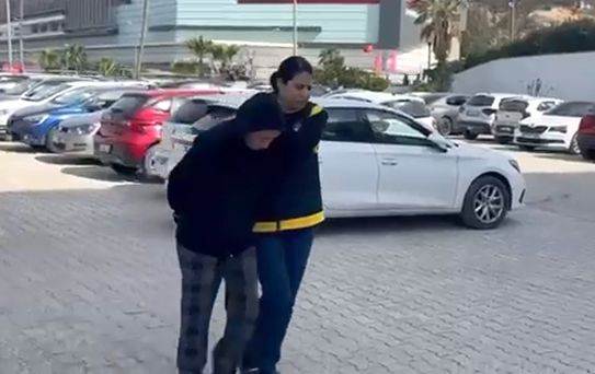 Duygu S. Eşini Tüfekle Öldürdü