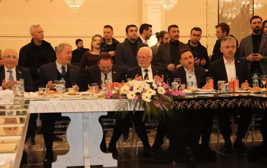 AK Parti'li Elitaş: Makamların hiçbiri kalıcı değil ama bu vatan toprağı baki