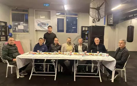 Altunizade Boks Kulübü Geleneksel İftar Programında Buluştu