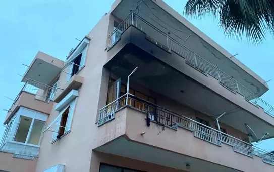 Antalya'da Apartman Yangını