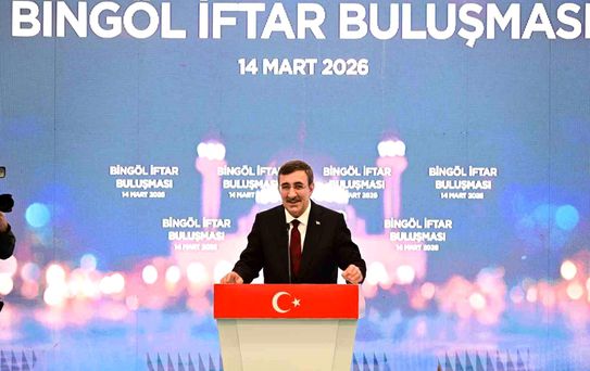 Cumhurbaşkanı Yardımcısı Yılmaz: 'Savaşlardan uzaklaşılması yönünde her türlü gayreti sarf ederken bir taraftan da iç cephemizi kuvvetlendirmeliyiz'