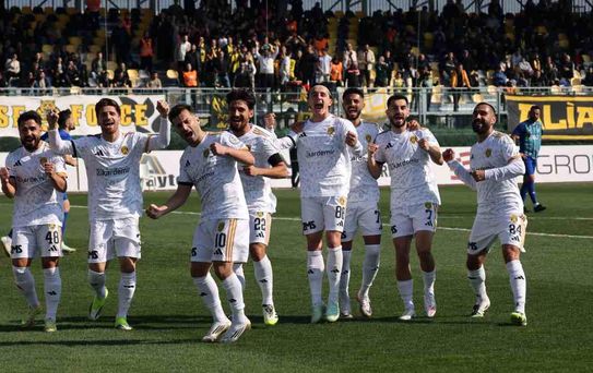 TFF 2. Lig: Aliağa FK: 3 Arnavutköy Belediyespor: 0