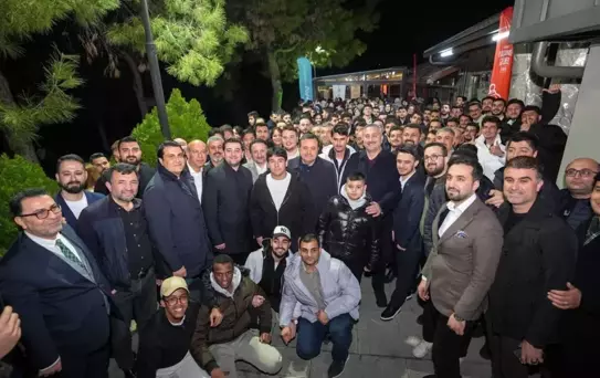 Başkan Yılmaz Gençlerle Sahurda Buluştu