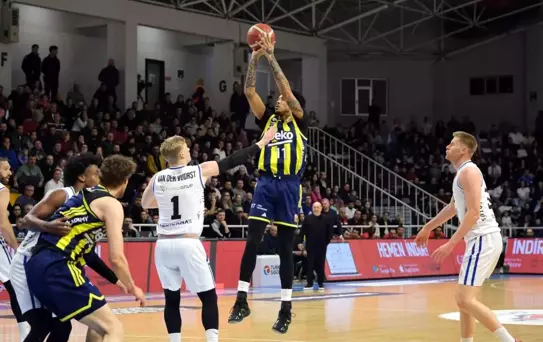 Fenerbahçe Beko, Büyükçekmece'yi Yendi