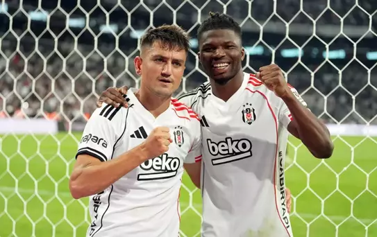 Beşiktaş'ın yıldızından flaş paylaşım: Aptallar gibi olmayın