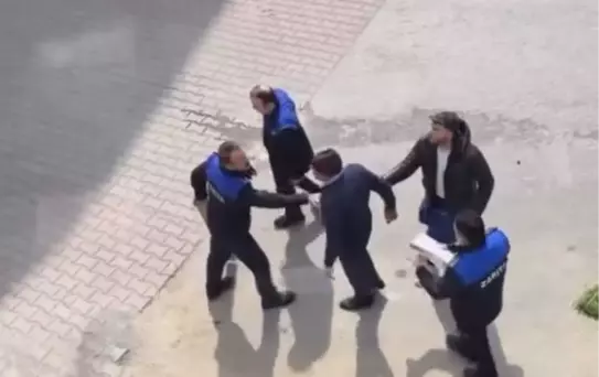 Beylikdüzü'nde Zabıta ile Seyyar Satıcı Arasında Gerginlik