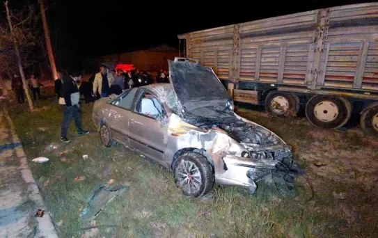 Bolu'da kazada ortalık savaş alanına döndü! 4 yaralı