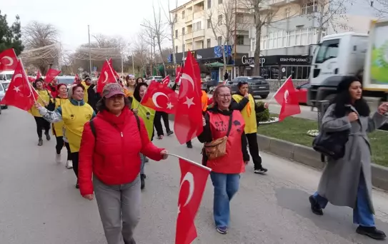 Çanakkale'ye yürüyen '57'nci Alay' korteji, Edirne'ye ulaştı