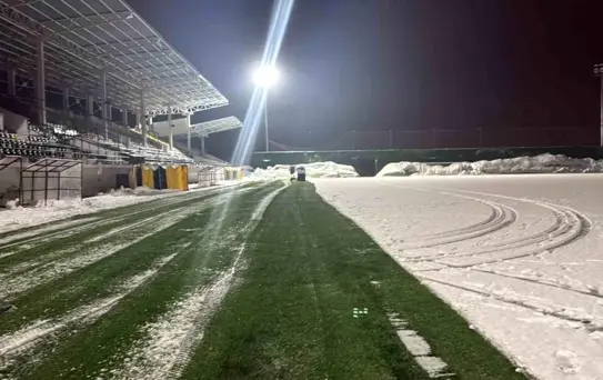 Bitlis'te Kar Temizleme Çalışmaları