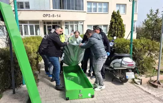 Eskişehir'de yaşlı kadının şüpheli ölümü