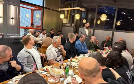 Eskişehir Güreşçilerinden İftar Buluşması