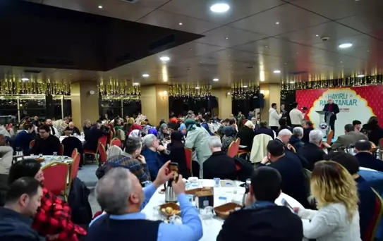 Fatih Belediyesi basın mensuplarını sahur sofrasında ağırladı