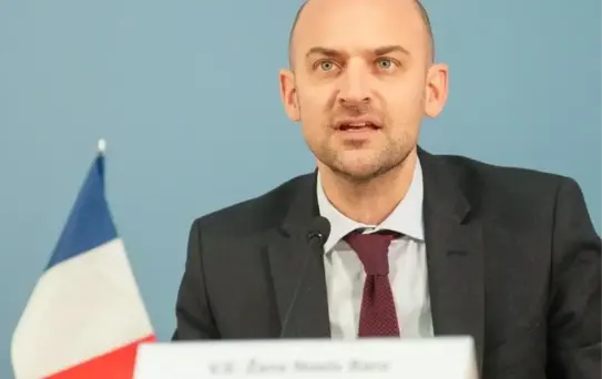 İran ve Fransa Dışişleri Bakanları Görüştü