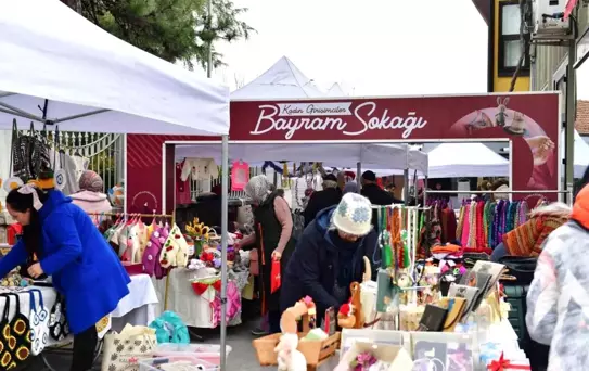 Kadın girişimciler 'Bayram Sokağı' kapılarını açtı