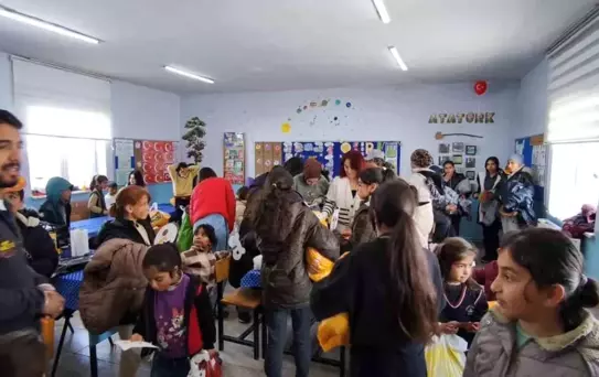 Minik Eller Üşümesin Projesi