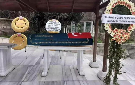 Muzaffer Ilıcak son yolculuğuna uğurlandı