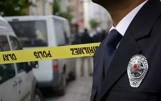 Emekli başkomiser başından vurulmuş halde bulundu