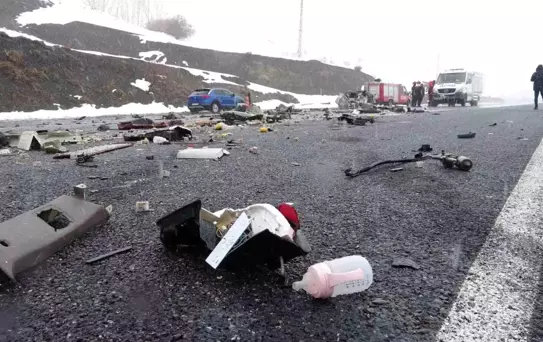 Feci Trafik Kazası: 6 Aylık Bebek Hayatını Kaybetti