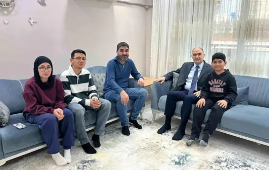 Vali Özkan, Ramazan'da Şehit ve Gazi Ailelerini Ziyaret Etti