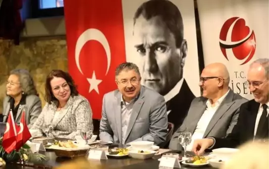 Vali Yılmaz, iftarda mülki idare amirleriyle buluştu