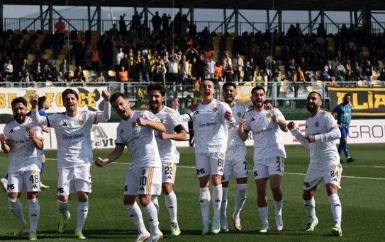 Aliağa FK, zirveye oynuyor