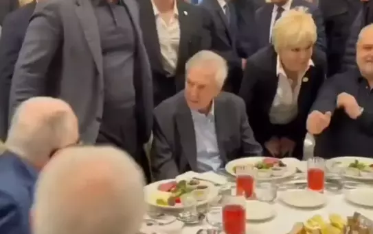 Aziz Yıldırım'ın iftardaki sözlerini duyan herkes aynı yorumu yapıyor