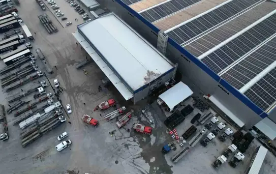 Arifiye'de Lojistik Firmasında Yangın