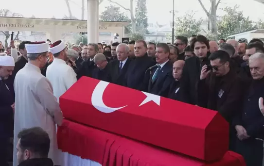Prof. Dr. İlber Ortaylı'nın Cenazesi Fatih Camii'nde