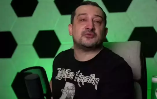 Serhat Akın canlı yayında hüngür hüngür ağladı