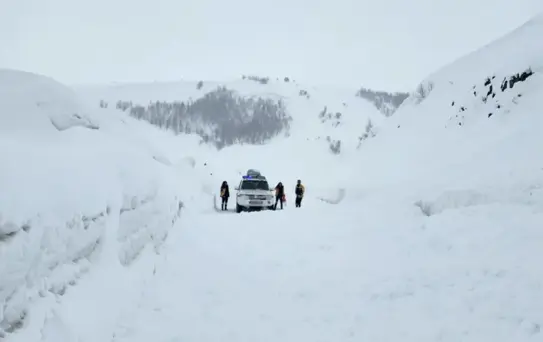 Kapatılan Yolun Ardından Hastalar Kurtarıldı