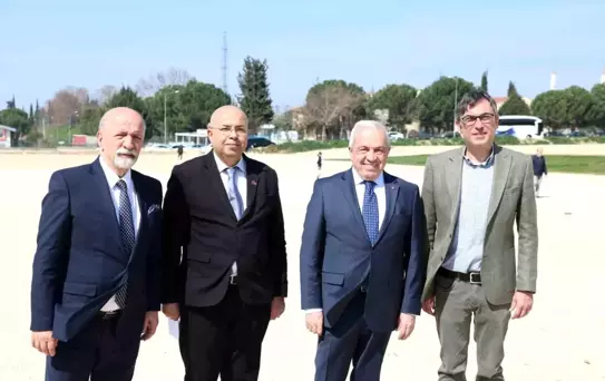 Başkan Özdemir: 'Nilüfer'in kalbi ve geleceği satılık değildir'