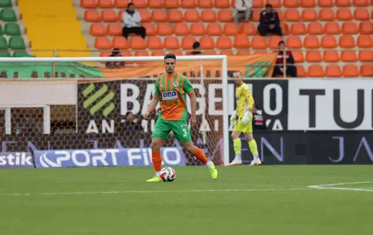 Alanyaspor, Kocaelispor'u 5-0 Yendi