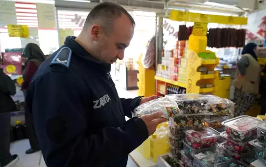 Erdemli'de zabıta ekiplerinden bayram öncesi denetim