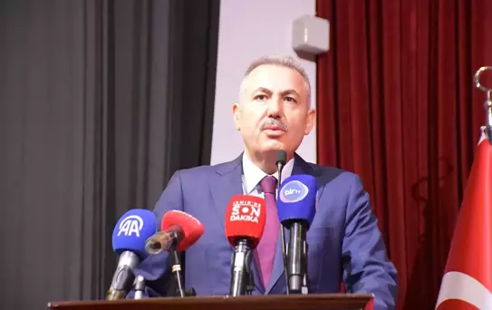 Çanakkale Zaferi'nin 111. Yılı Anma Programı İzmir'de Düzenlendi