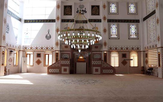Beyağaç Merkez Çarşı Camii ibadete açıldı