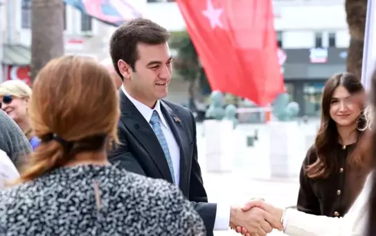 Bodrum Belediye Başkanı Mandalinci belediye personeli ile bayramlaştı