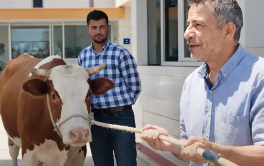 Bomba iddia: Belediye başkanının özel kalemi vatandaşı dolandırdı