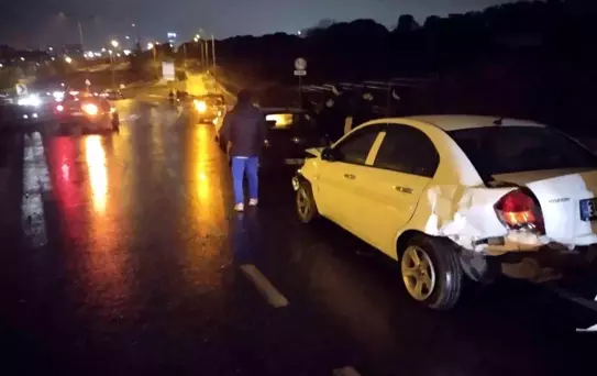 Maltepe'de Zincirleme Trafik Kazası