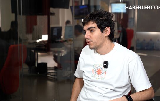 Mavi Gri Solisti Akif Alkan'dan dikkat çeken itiraf: Kendimi başarısız buluyorum