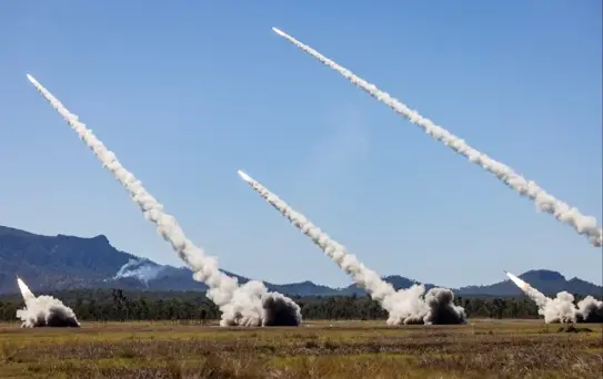 İran'ın vurduğu 3 ülkeden dev silah anlaşması