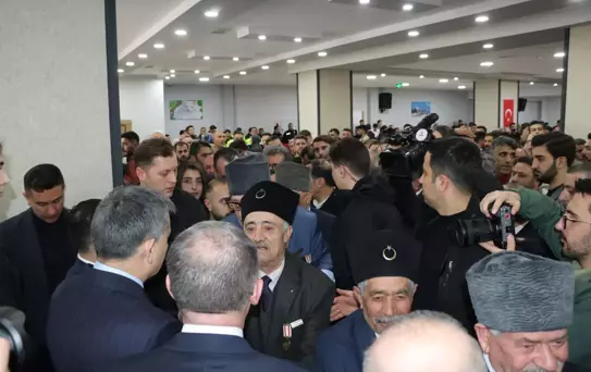 İçişleri Bakanı Çiftçi, Van'da Bayramlaşma Programına Katıldı