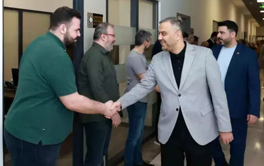 Başkan Toptaş belediye personeliyle bayramlaştı