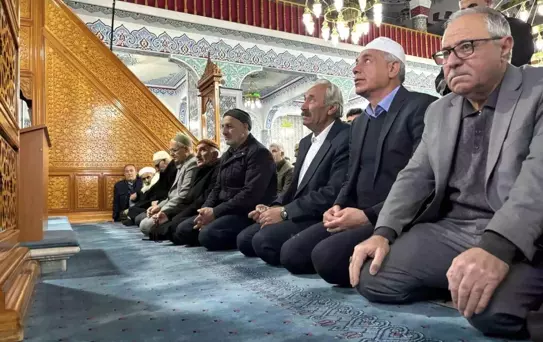 Bingöl'de Bayram Namazı Coşkusu