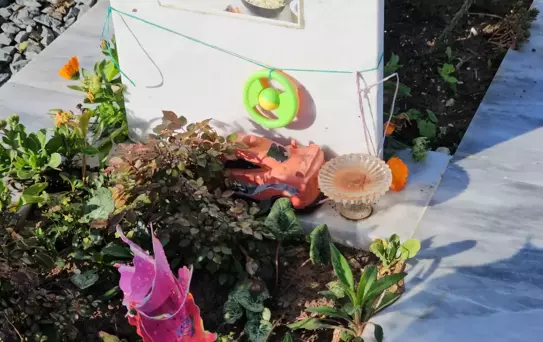 Hatay'daki deprem şehitliğinde hüzünlü bayram ziyareti