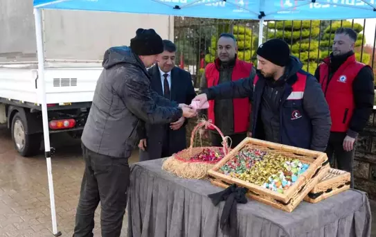 Kabir ziyaretinde bulunanlara sürpriz