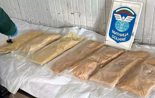 Edirne'de Tırda Uyuşturucu Ele Geçirildi