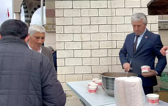 Vatandaşlara Ramazan Bayramı'nda 'ekşili pilav' ikramı