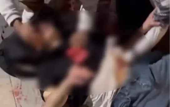 Yenimahalle'de Metro Çıkışında Kavga: 2 Yaralı, 3 Gözaltı